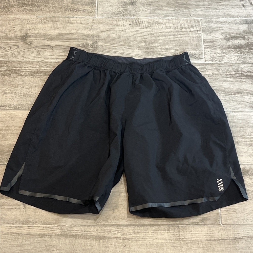SAXX Pilot 2N1 Men's Athletic Gym Training Shorts Black BallPark Pouch Sz Medium